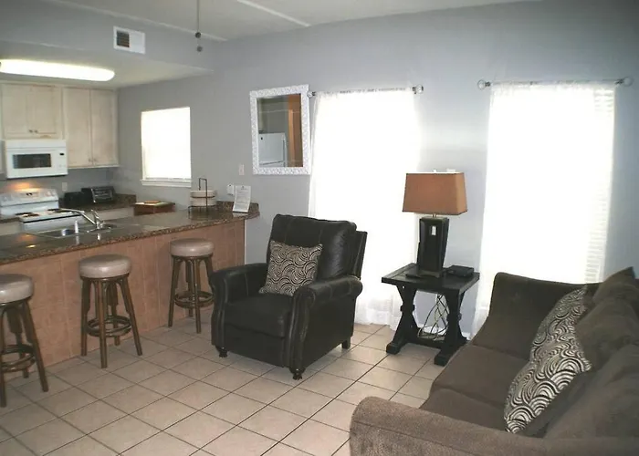 Coronado 204 Next To Beach Access