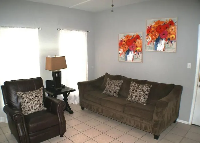 Coronado 204 Next To Beach Access