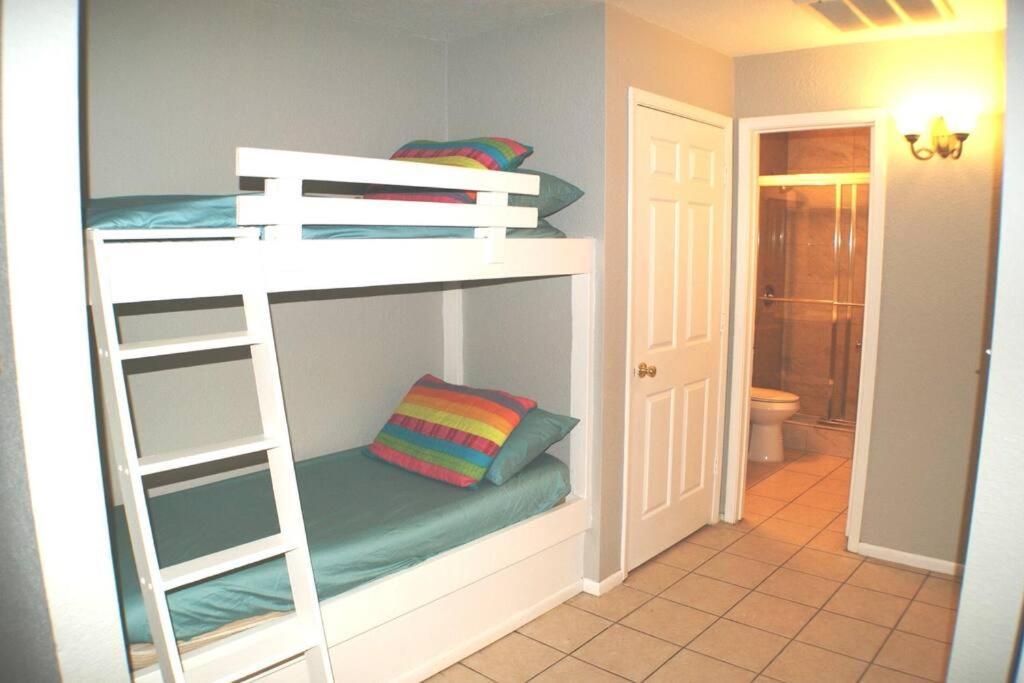 Apartment Coronado 204 Next To Access